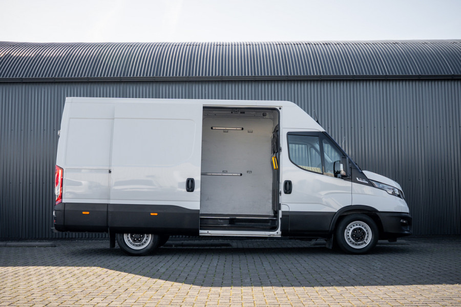 Iveco Daily **35S16 | 160 PK | L2H2 | Automaat | 3-Zits | Climate | Airco**