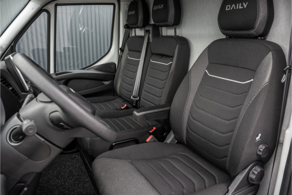Iveco Daily 35S18 | 3.0L 180PK | Automaat | NW MODEL | 3.5T Trekgewicht | Camera | Carplay | Climate