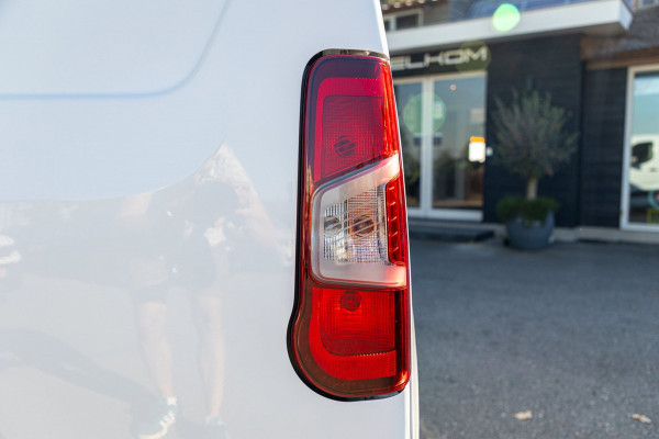 Peugeot Partner 1.2 PureTech Premium I 4 stuks op voorraad I