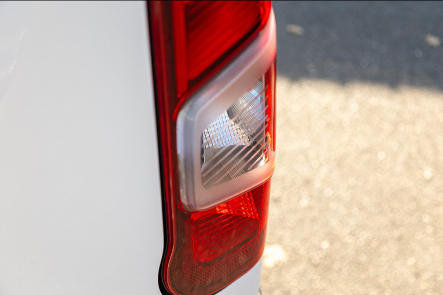 Peugeot Partner 1.2 PureTech Premium I 4 stuks op voorraad I