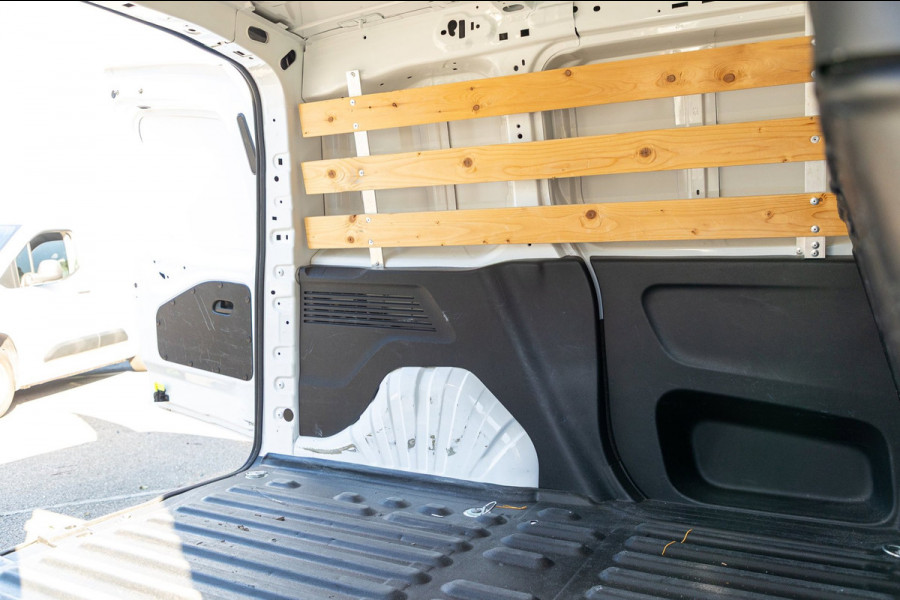 Peugeot Partner 1.2 PureTech Premium I 4 stuks op voorraad I