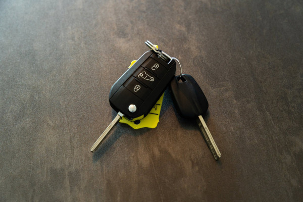 Peugeot Partner 1.2 PureTech Premium I 4 stuks op voorraad I