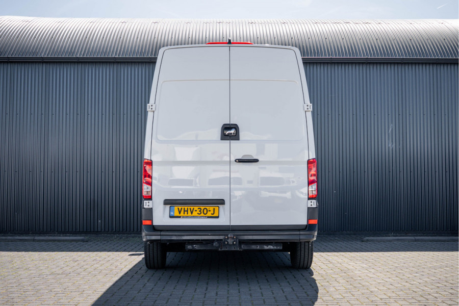 MAN TGE 2.0 TDI | L3H3 | 140PK | Trekhaak 3.0T | Camera | Carplay | Cruise | Airco