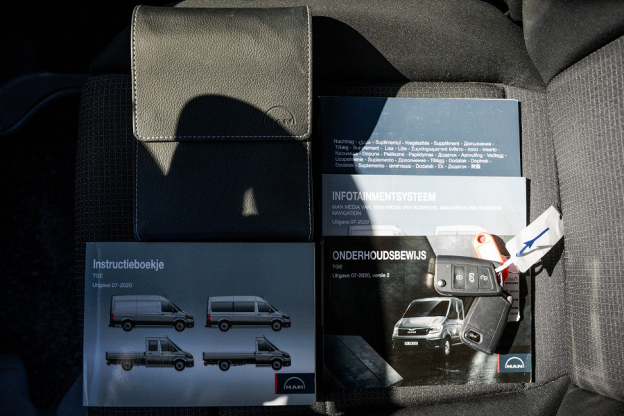 MAN TGE 2.0 TDI | L3H3 | 140PK | Trekhaak 3.0T | Camera | Carplay | Cruise | Airco