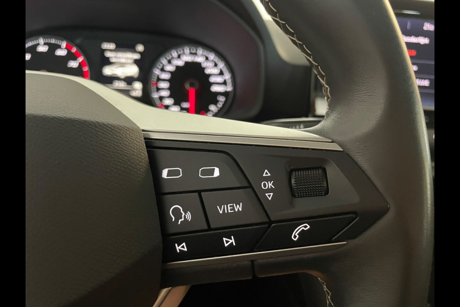 Seat Leon 1.0 TSI Reference AIRCO NAVI CRUISE CENT VERG APPLE CARPLAY VELGEN 5DRS STARTKNOP ZEER NETTE AUTO