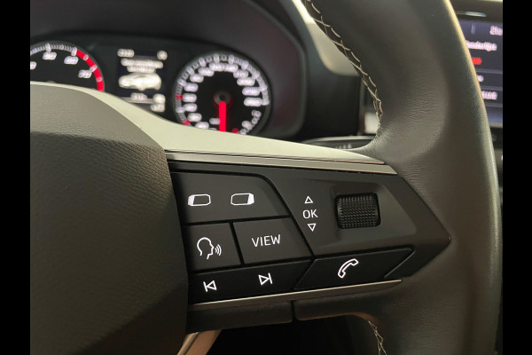 Seat Leon 1.0 TSI Reference AIRCO NAVI CRUISE CENT VERG APPLE CARPLAY VELGEN 5DRS STARTKNOP ZEER NETTE AUTO