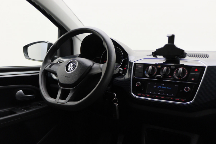Volkswagen up! 1.0 BMT move up! LED, Airco, Bluetooth, DAB