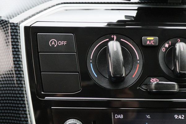 Volkswagen up! 1.0 BMT move up! LED, Airco, Bluetooth, DAB