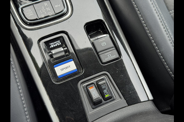 Mitsubishi Outlander 2.4 PHEV Pure | Carplay/Android, Camera, Stoelverw., Climate, Cruise | Parelmoer | Dealeronderhouden |
