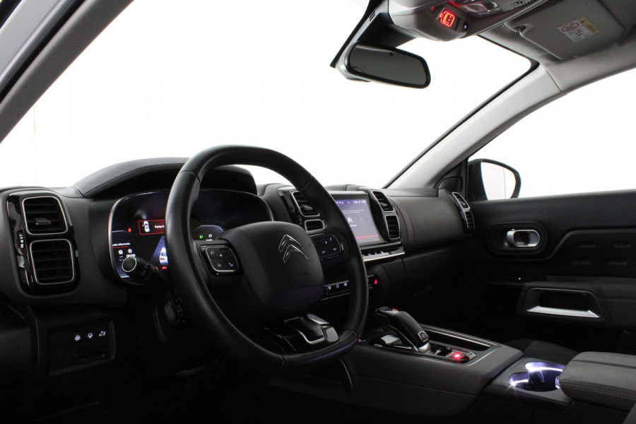 Citroën C5 Aircross 1.2 PureTech Shine > Trekhaak/Zwart dak/ACC/19inch/Goed onderhouden!