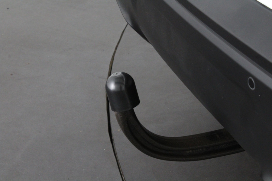 Citroën C5 Aircross 1.2 PureTech Shine > Trekhaak/Zwart dak/ACC/19inch/Goed onderhouden!
