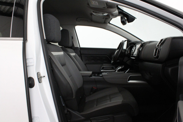 Citroën C5 Aircross 1.2 PureTech Shine > Trekhaak/Zwart dak/ACC/19inch/Goed onderhouden!