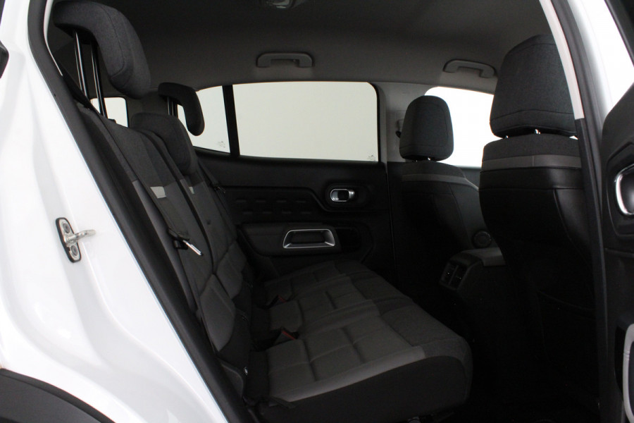 Citroën C5 Aircross 1.2 PureTech Shine > Trekhaak/Zwart dak/ACC/19inch/Goed onderhouden!