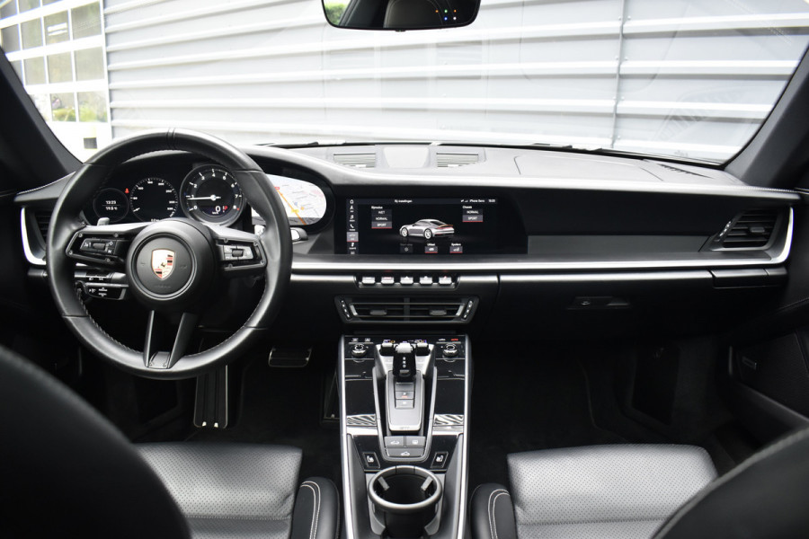 Porsche 911 3.0 Carrera S | Panoramadak | Sportuitlaat | Bose | Achterasbesturing | 20/21'' Wielen |