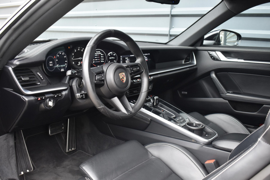 Porsche 911 3.0 Carrera S | Panoramadak | Sportuitlaat | Bose | Achterasbesturing | 20/21'' Wielen |
