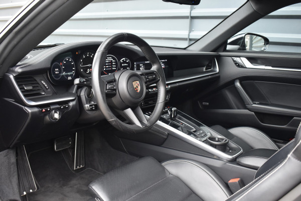 Porsche 911 3.0 Carrera S | Panoramadak | Sportuitlaat | Bose | Achterasbesturing | 20/21'' Wielen |