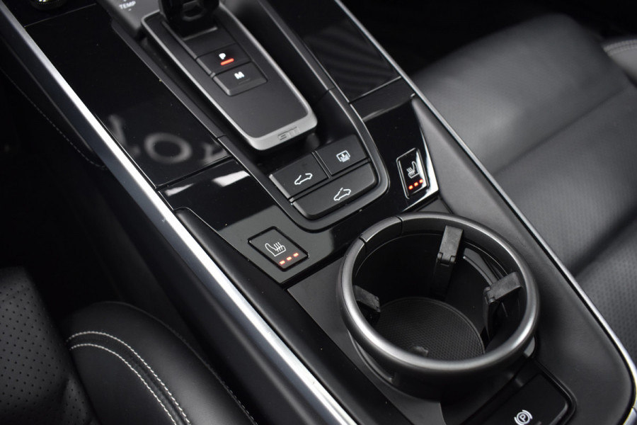 Porsche 911 3.0 Carrera S | Panoramadak | Sportuitlaat | Bose | Achterasbesturing | 20/21'' Wielen |