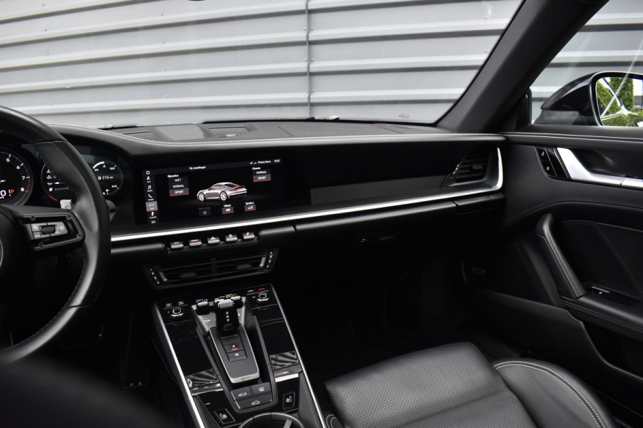 Porsche 911 3.0 Carrera S | Panoramadak | Sportuitlaat | Bose | Achterasbesturing | 20/21'' Wielen |