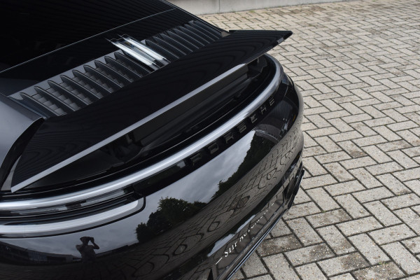 Porsche 911 3.0 Carrera S | Panoramadak | Sportuitlaat | Bose | Achterasbesturing | 20/21'' Wielen |