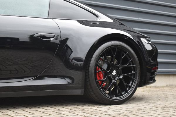 Porsche 911 3.0 Carrera S | Panoramadak | Sportuitlaat | Bose | Achterasbesturing | 20/21'' Wielen |