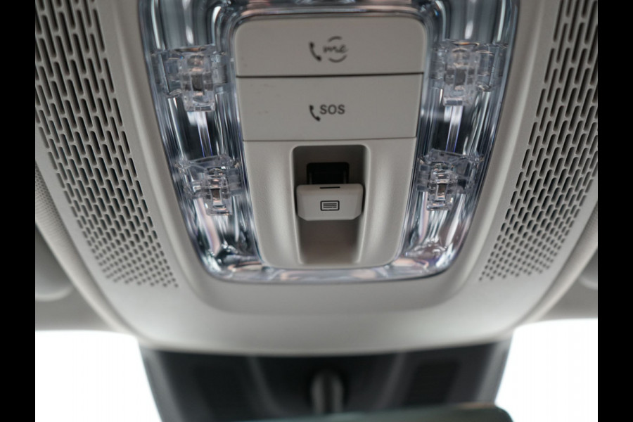 Mercedes-Benz EQA 350 4MATIC Luxury Line 69,7 kWh 292pk Dealer O.H. | Panodak | Adaptive Cruise | Camera | Lederen Sportstoelen Ventilatie & Verwarmd | Sfeerverlichting | Keyless | Blis | Navigatie | DAB | 20"L.M |
