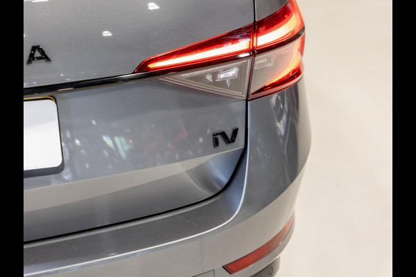 Škoda Superb Combi 1.4 TSI iV Sportline Business / 218pk / Trekhaak / Stoel en stuur verwarming /