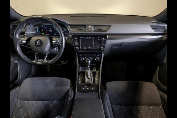 Škoda Superb Combi 1.4 TSI iV Sportline Business / 218pk / Trekhaak / Stoel en stuur verwarming /