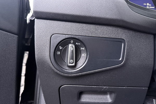 Volkswagen Tiguan 1.4 TSI eHybrid R-Line Business+ (PANORAMADAK, CAMERA, CARPLAY, ADAPTIVE CRUISE, DEALER ONDERHOUDEN)
