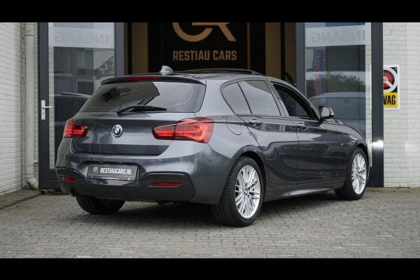 BMW 1-serie 118i M Sport Shadow Line AUTOMAAT|CRUISE|FULL LED|LEDER|NAVIGATIE|PANORAMA|STOELVERWARMING|TREKHAAK