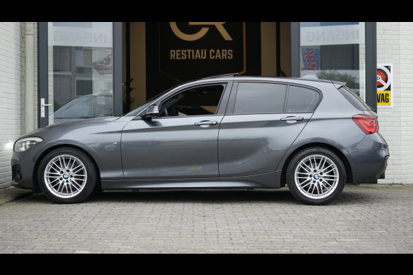 BMW 1-serie 118i M Sport Shadow Line AUTOMAAT|CRUISE|FULL LED|LEDER|NAVIGATIE|PANORAMA|STOELVERWARMING|TREKHAAK