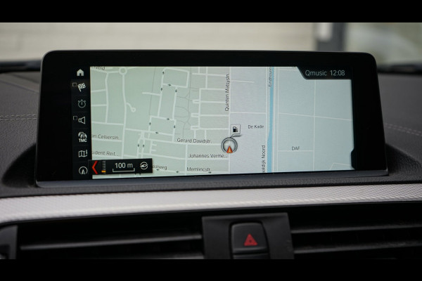 BMW 1-serie 118i M Sport Shadow Line AUTOMAAT|CRUISE|FULL LED|LEDER|NAVIGATIE|PANORAMA|STOELVERWARMING|TREKHAAK