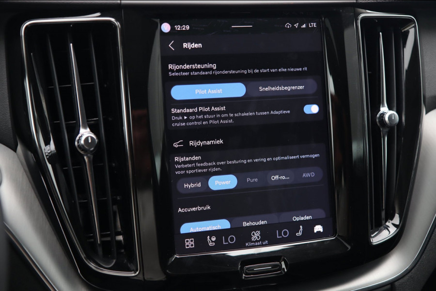 Volvo XC60 2.0 T6 Plug-in hybrid AWD Inscription / PANO / HUD / H&K / ACC / 360 / KEYLESS
