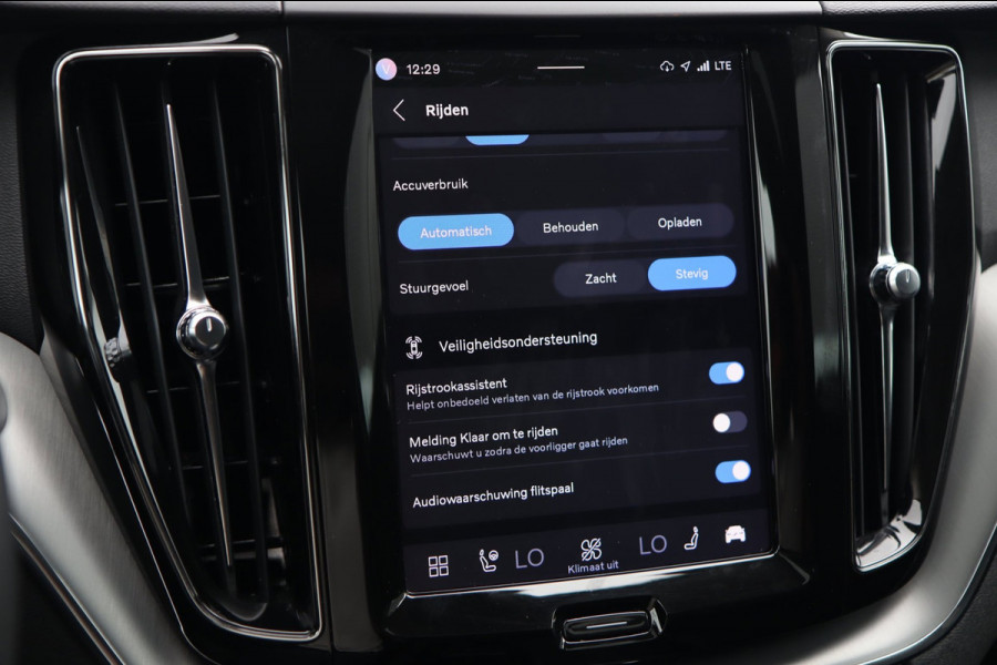 Volvo XC60 2.0 T6 Plug-in hybrid AWD Inscription / PANO / HUD / H&K / ACC / 360 / KEYLESS