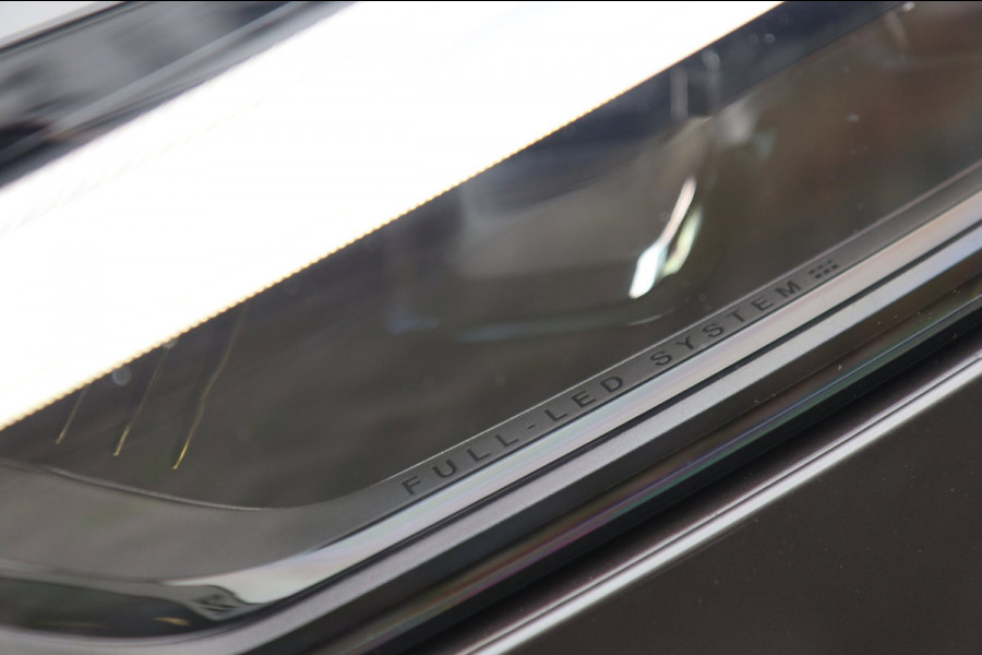 Volvo XC60 2.0 T6 Plug-in hybrid AWD Inscription / PANO / HUD / H&K / ACC / 360 / KEYLESS