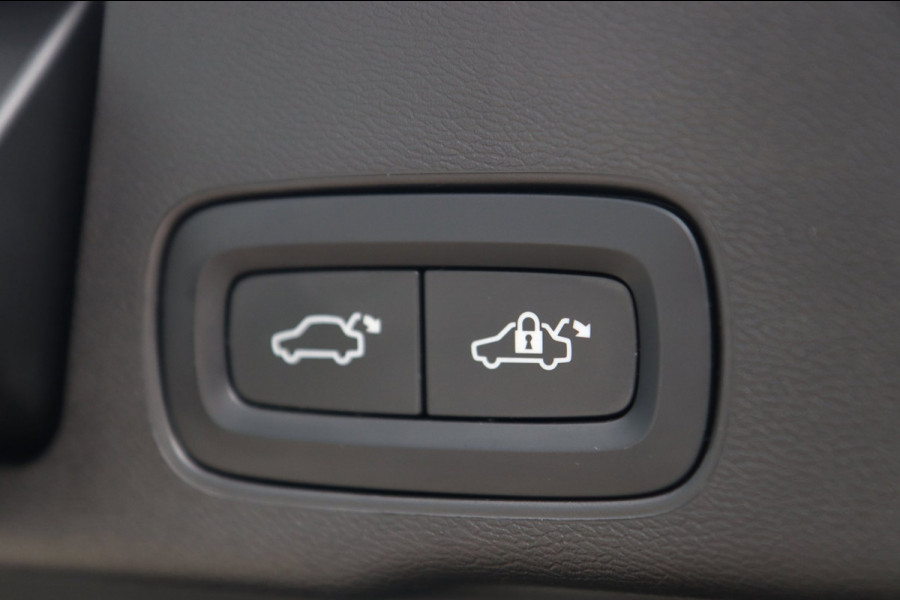 Volvo XC60 2.0 T6 Plug-in hybrid AWD Inscription / PANO / HUD / H&K / ACC / 360 / KEYLESS