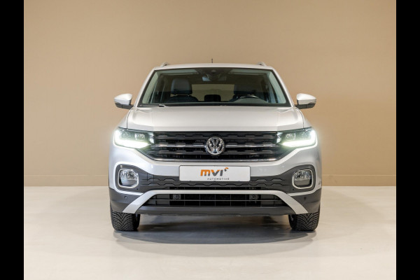 Volkswagen T-Cross 1.0 TSI Style / 116pk / Achteruitrij camera / Stoelverwarming / Virtual cockpit / Dodehoek detectie /
