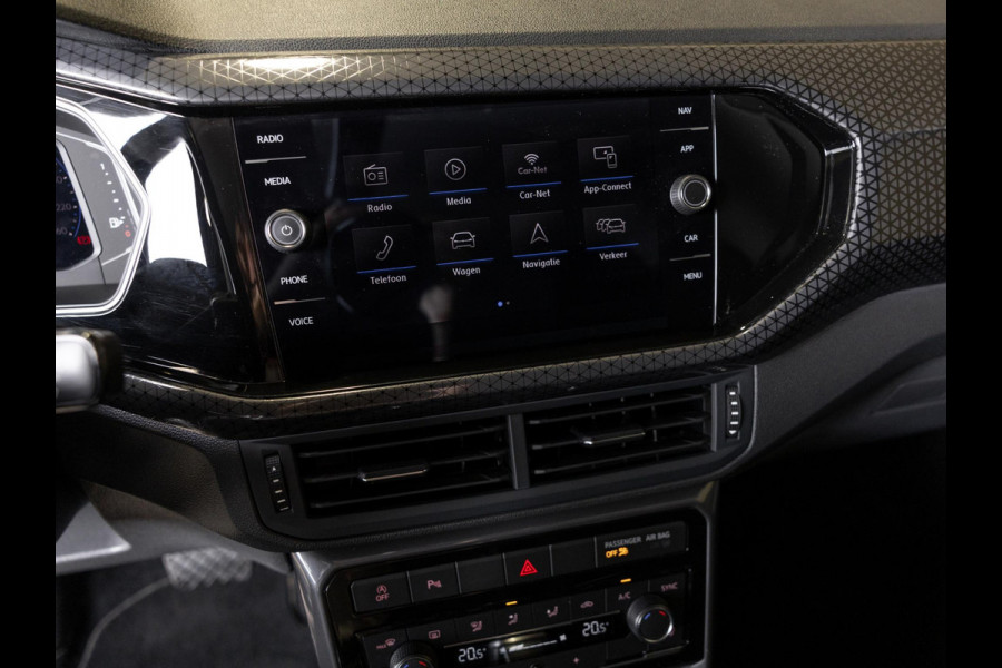 Volkswagen T-Cross 1.0 TSI Style / 116pk / Achteruitrij camera / Stoelverwarming / Virtual cockpit / Dodehoek detectie /