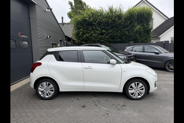 Suzuki Swift 1.2 Select | Navigatie | Camera | DAB | Lichtmetalen Velgen | Airco |