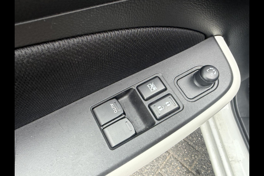 Suzuki Swift 1.2 Select | Navigatie | Camera | DAB | Lichtmetalen Velgen | Airco |
