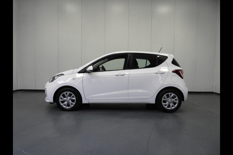 Hyundai i10 1.0i Comfort Smart Pack NAVI/AIRCO/CRUISE/PDC!