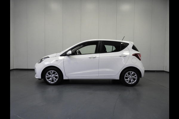 Hyundai i10 1.0i Comfort Smart Pack NAVI/AIRCO/CRUISE/PDC!