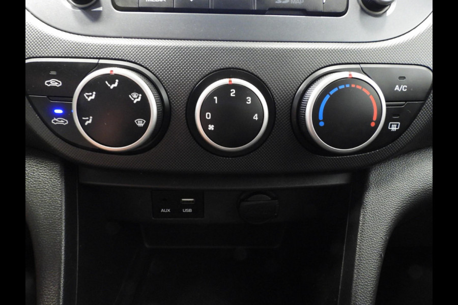Hyundai i10 1.0i Comfort Smart Pack NAVI/AIRCO/CRUISE/PDC!