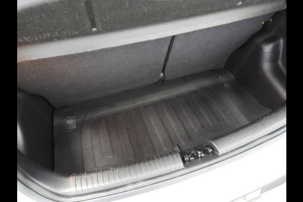 Hyundai i10 1.0i Comfort Smart Pack NAVI/AIRCO/CRUISE/PDC!
