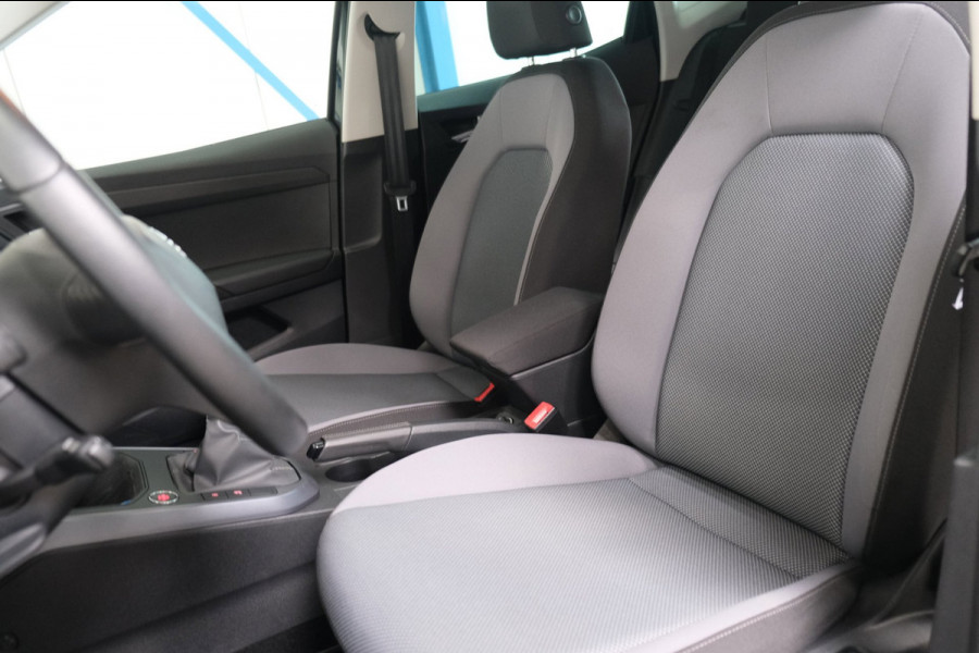 Seat Arona 1.0 TSI Style Business Intense - N.A.P. Airco, Cruise, Navi, PDC, Carplay, Trekhaak.