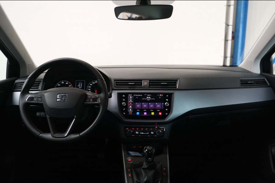 Seat Arona 1.0 TSI Style Business Intense - N.A.P. Airco, Cruise, Navi, PDC, Carplay, Trekhaak.