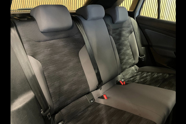 Volkswagen ID.4 Pro 77 kWh|94% SOH|GROTE ACCU|GREY|ACC|APPLE CARPLAY/ANDROID AUTO|NAVIGATIE|NL-AUTO|NAP|1e EIGENAAR|INCLUSIEF BTW|