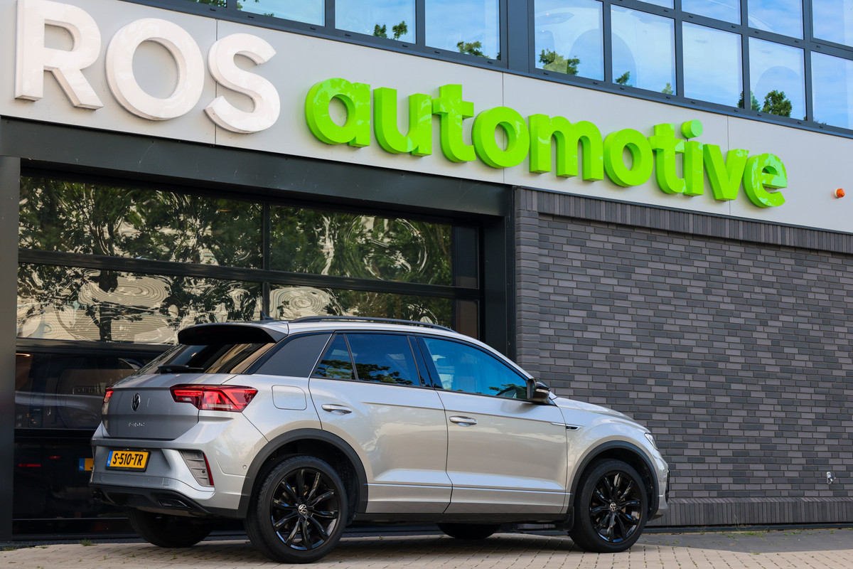 Volkswagen T-Roc 1.5 TSI R-Line Business | CAMERA | STOEL & STUURVERW | PDC V&A | 18'' | CARPLAY |