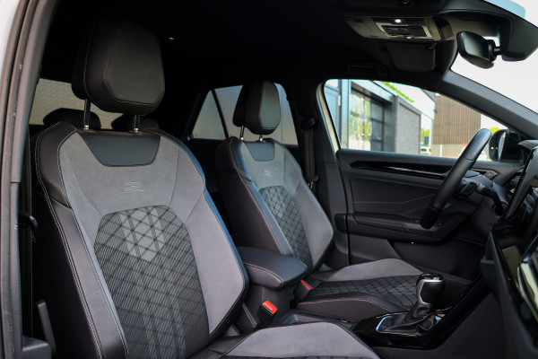 Volkswagen T-Roc 1.5 TSI R-Line Business | CAMERA | STOEL & STUURVERW | PDC V&A | 18'' | CARPLAY |