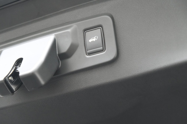 Renault Espace E-Tech Full Hybrid 200 Techno 7p. | NIEUW MODEL | Adaptieve Cruise Control | Elektronische Kofferklep | Pack Solid