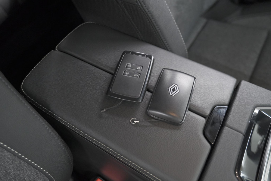 Renault Espace E-Tech Full Hybrid 200 Techno 7p. | NIEUW MODEL | Adaptieve Cruise Control | Elektronische Kofferklep | Pack Solid